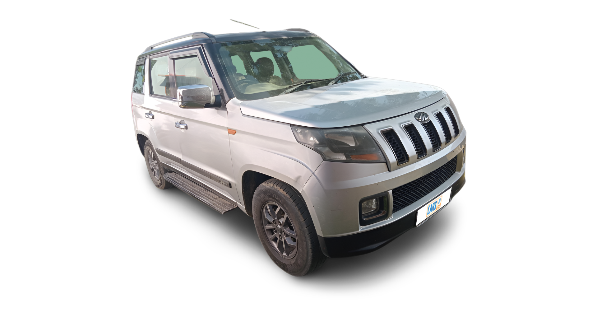 Mahindra TUV300-img